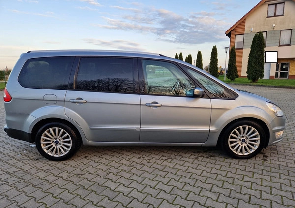 Ford Galaxy cena 39900 przebieg: 235000, rok produkcji 2012 z Elbląg małe 154